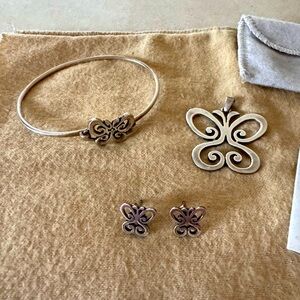 Retired James Avery Spring Butterfly Set. 🦋 Sterling silver.